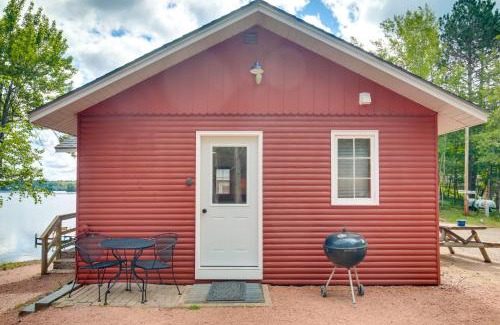 Harshaw Casa | Waterfront Wisconsin Cabin Private Dock, Grill