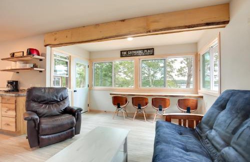Harshaw Casa | Waterfront Wisconsin Cabin Private Dock, Grill