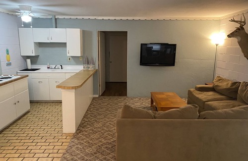 Longtown Cabina | Waterfront with Sandy Shores!