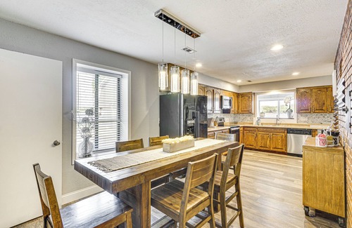 Linn Creek Casa | Waterfront Yard, Dock + Game Room: Linn Creek Home