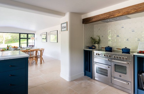Salcombe Cabaña | Waterhead Cottage - a cottage that sleeps 10 guests in 5 bedrooms