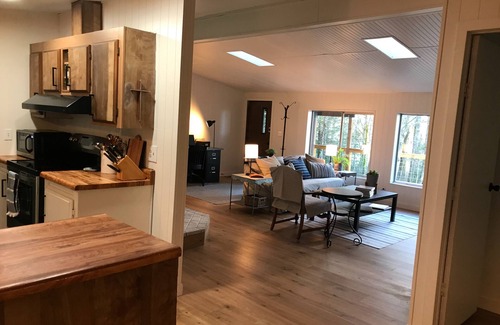Agate Casa | Waterhouse Acres plus Guest House