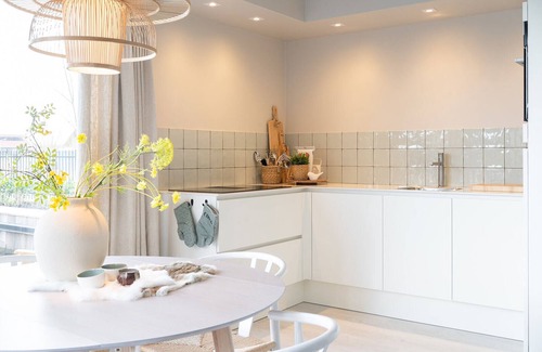 Heeg Casa | Waterlodge in Heeg - Relax, sail and enjoy!, Waterlodge in Heeg - Relax, sail and enjoy!