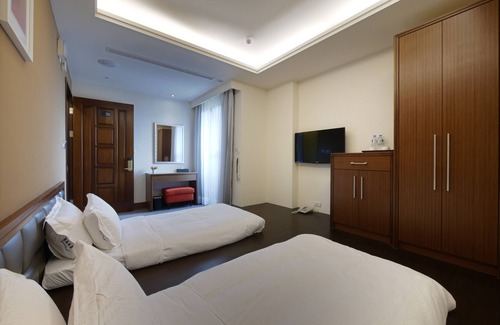 Gushan District Hotel | Watermark Hotel Sizihwan