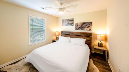 Waves Apartamento | Watermen's Cabana 2C - 3-Bed, 2-Bath Apartment - Walk To BEACH Access & PET Friendly!