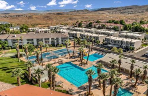 St. George Apartamento | Waterpark Resort - 3 Beds 2 Bath