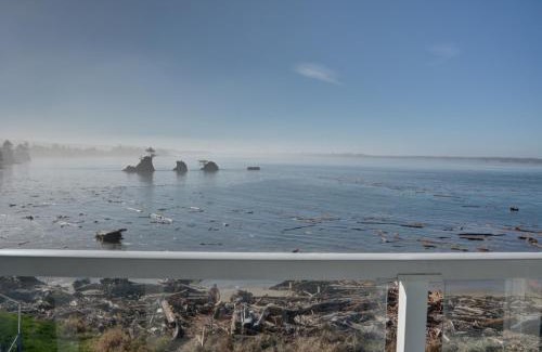 Lincoln City Casa | Waters Edge 308