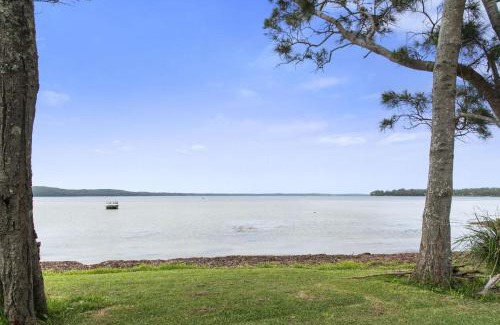 Erowal Bay Casa | Waters Edge - Belle Escapes Jervis Bay