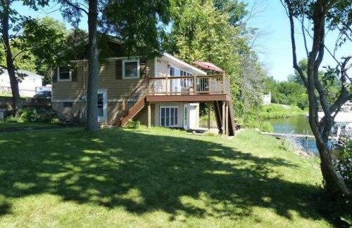 Merrimac Casa | Waters Edge Cottage