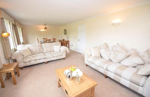 Wroxham Casa | Waters Edge Cottage - Wroxham