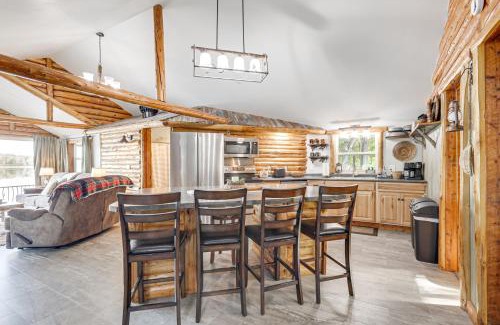 Butternut Casa | Waters Edge Retreat on Butternut Lake!