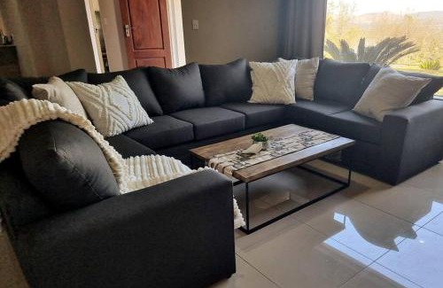Kosmos Casa | Waters View Villa, 5 Bedroom House