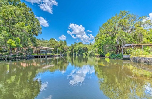 Crystal River Casa | Waterside Anglers Heaven Crooked River Fish Camp