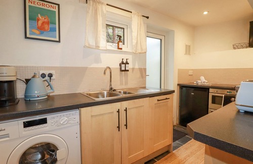 Truro Cabaña | Waterside Cottage