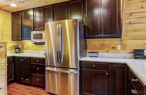 Wright City Cabaña | Waterside Cottage w/ Hot Tub by StayLage
