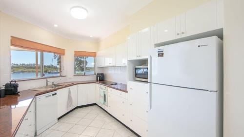 Yamba Casa | Waterside Escape