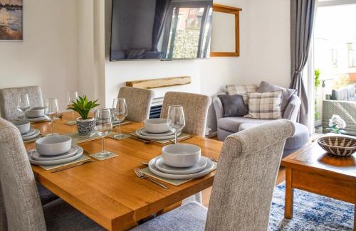 Irstead Casa | Waterside