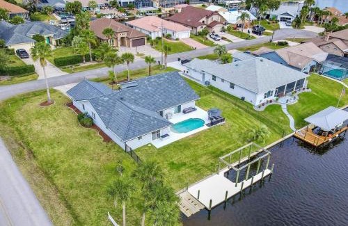 Palm Harbor Casa | Waterside Paradise with Pool in Palm Coast