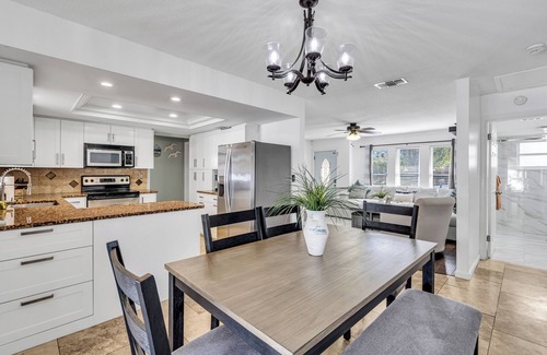 Crooked Creek Casa | Waterside Villa - 4BD/2BA with a heated pool