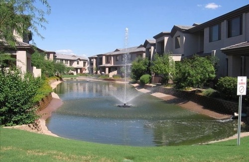 Fox Crossing Condominio | Condominio de lujo en Chandler / Ocotillo **** Ene. cancelación, ya disponible ***