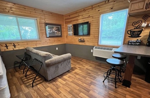 Trempealeau Apartamento | Waterview Cottage 1 on Lake Road