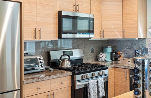 Silver Strand Casa | Waterview from your Private Patio + Dogs Welcome!