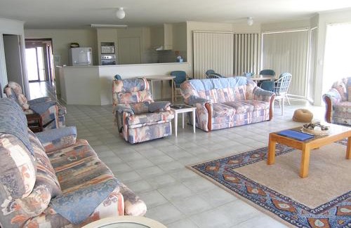Orient Point Casa | Waterview House