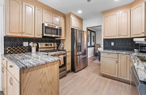 Cordesville Casa | Waterview Retreat - Riverside Haven 4-2 Family