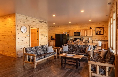 Houghton Cabina | Waterview Trail Sauna Cabin 15B