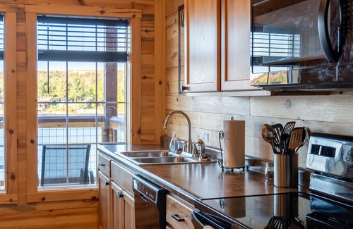 Houghton Cabina | Waterview Trail Sauna Cabin 15B