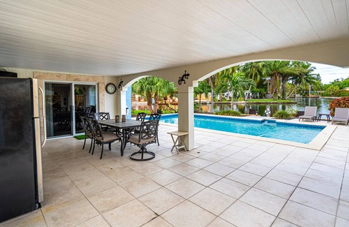 North Central Hollywood Casa | Waterview Zen with Large Pool and Outdoor TV