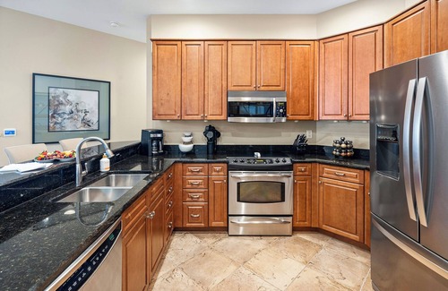 Cape Harbour Condominio | Waterviews Views, Top Floor Cape - Heated Pool, Golf, Gym & Great Amenities!