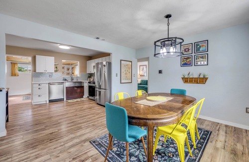 Edgewater Casa | Waterway Escape - 3BR with Boat & Trailer Parking- Pet Friendly!