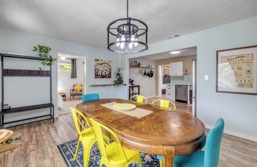 Edgewater Casa | Waterway Escape - 3BR with Boat & Trailer Parking- Pet Friendly!