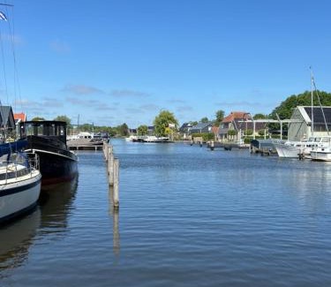 Uitwellingerga Apartamento | Waterzicht