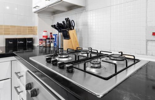 Watford Apartamento | Watford Cozy Full Home - Perfect for Harry Potter Studios!
