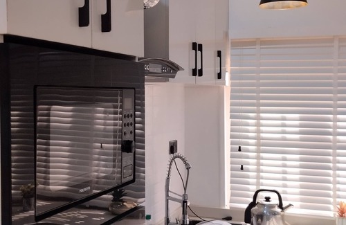 Utako Casa | WATFORD SAM APARTMENTS