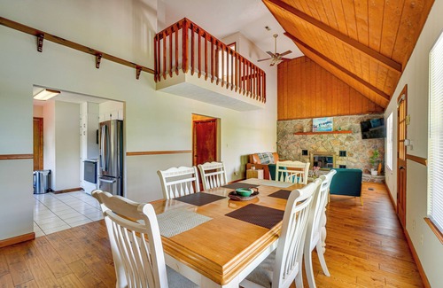 Spring City Casa | Watts Bar Lake House: Boat & Fish On-Site!