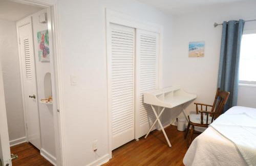 La Vista Casa | Wave Cave - Beach, Heated Pool, BBQ, Family, Friends, Fun