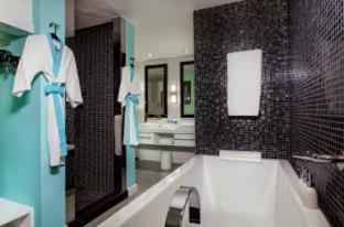 Pattaya Bay Hotel | Wave Hotel Pattaya