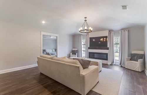 Waveland Casa | Waveland Gem by Next Step Property Management