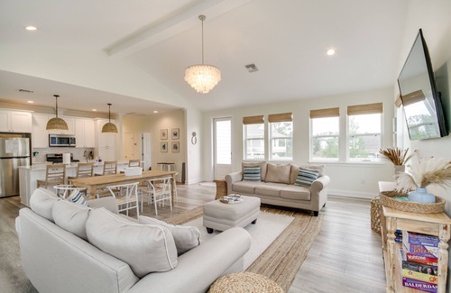 Waveland Casa | Waveland Vacation Rental w/ Private Heated Pool