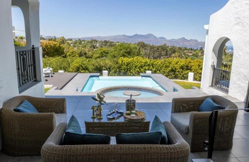 Somerset West Villa | Waveren's Nest