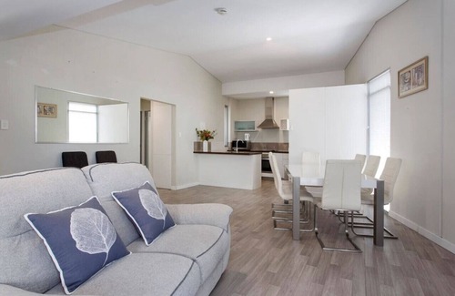 Beckenham Apartamento | Waverley apartment F-two bedrooms, wifi available