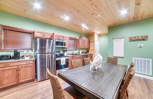 Waverly Casa | Waverly Cabin, Close to Kentucky Lake Access!