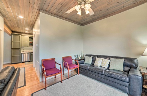 Waverly Casa | Waverly Home w/ Hot Tub ~ 1 Mi to Lake Access!