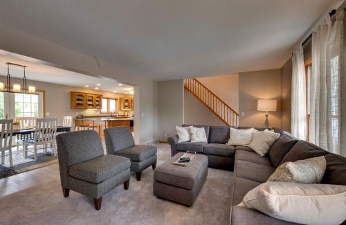 Waverly Casa | Waverly Vacation Rental with Game Room and Patio!