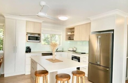 Woodgate Casa | Waves at your Back Door on Theodolite Creek Drive