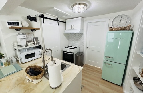 Sunset Beach Cabaña | "Waves" Cottage on Sunset Beach