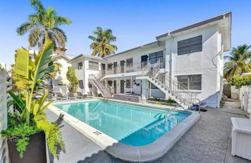 North Beach Apartamento | Waves On Desoto 1 Bed Pool View # 6